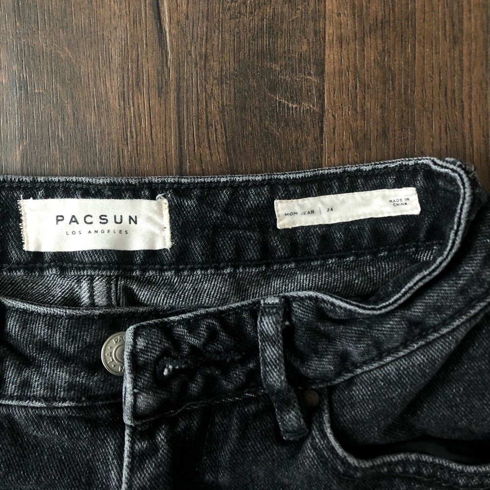 Pacsun Beverly Wash Mom Jeans - Picture 3 of 8